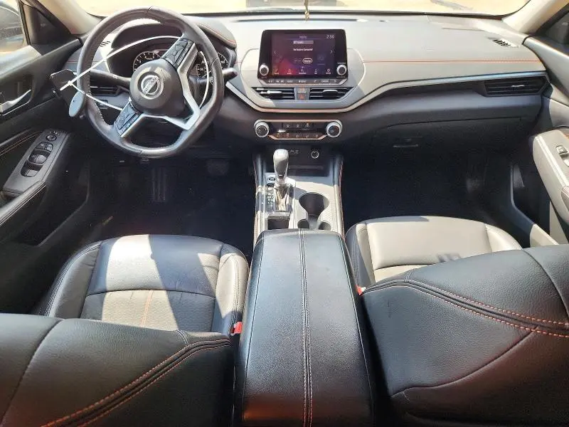2021 NISSAN ALTIMA SR  