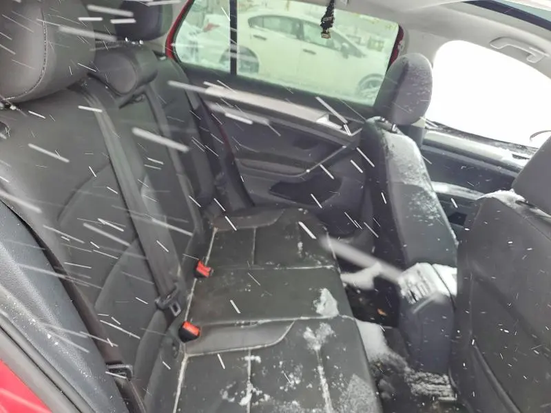 2015 VOLKSWAGEN GOLF   