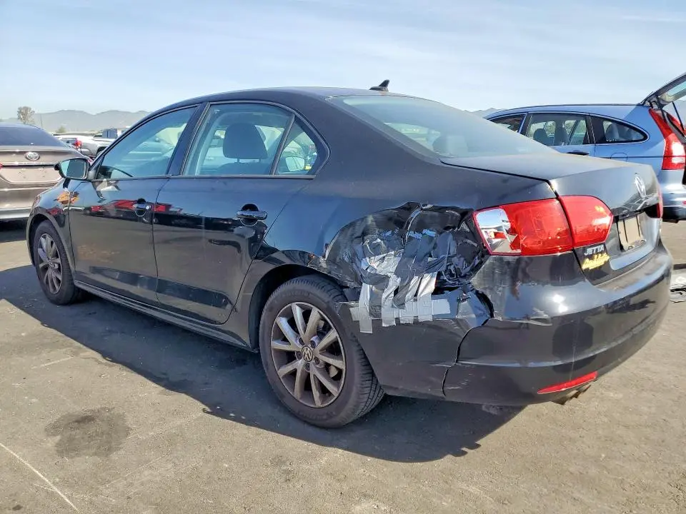 2012 VOLKSWAGEN JETTA SE  