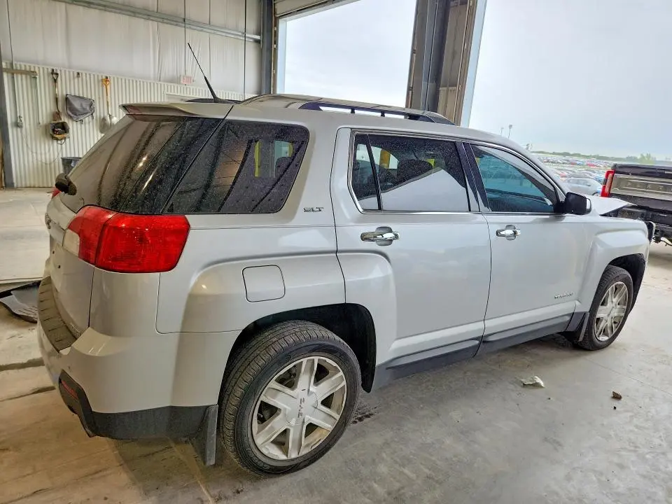 2011 GMC TERRAIN SLT  