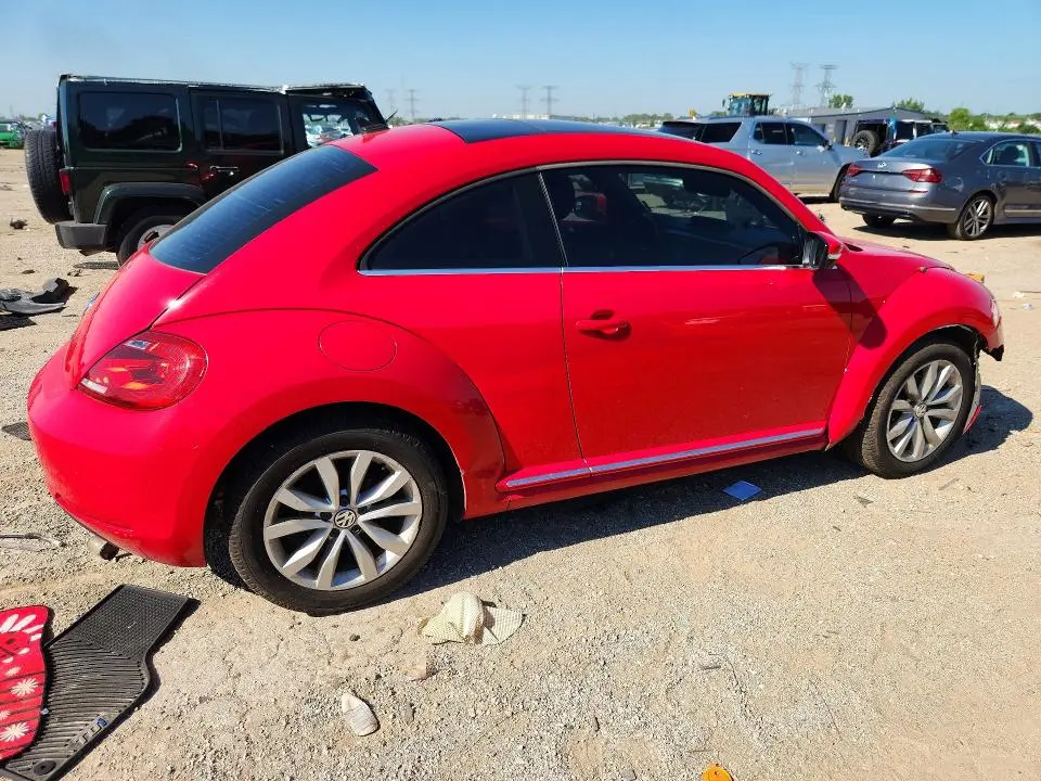 2013 VOLKSWAGEN BEETLE   