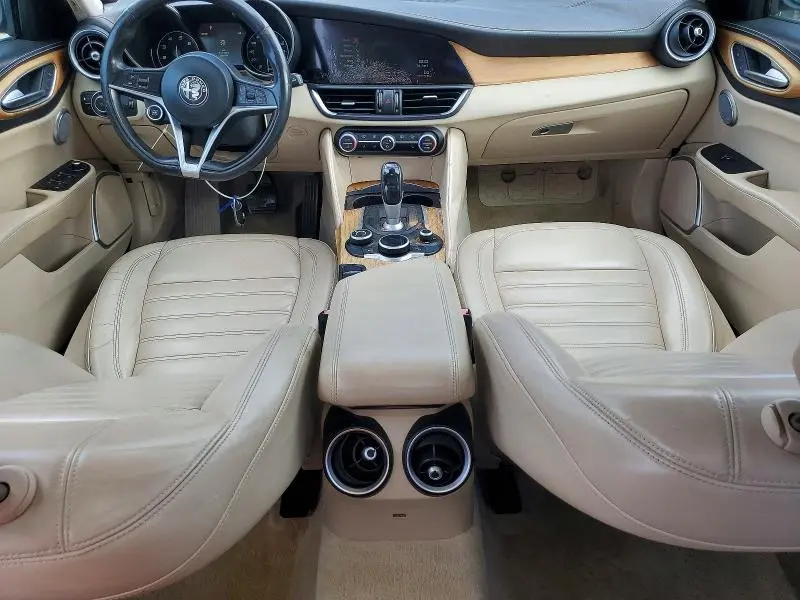 2017 ALFA ROMEO GIULIA TI  