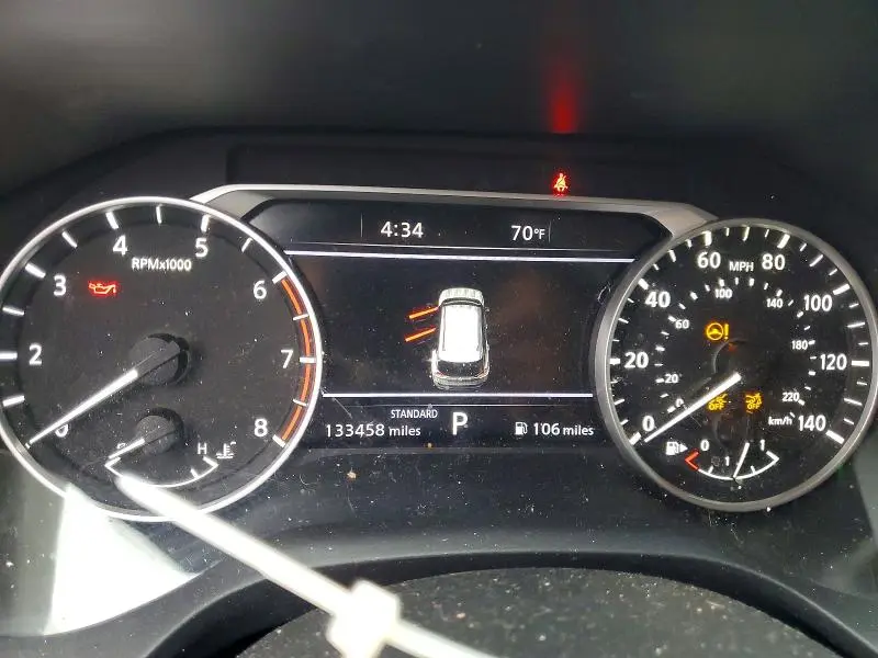 2022 NISSAN ROGUE SL  