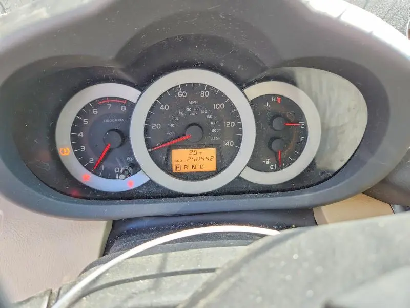 2010 TOYOTA RAV4 LIMITED  
