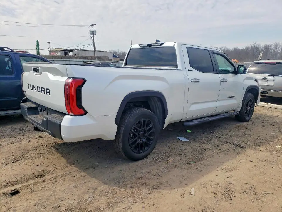 2024 TOYOTA TUNDRA LIMITED  