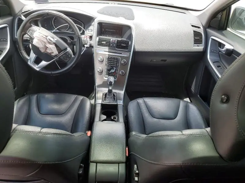 2015 VOLVO XC60 T5 PLATINUM  