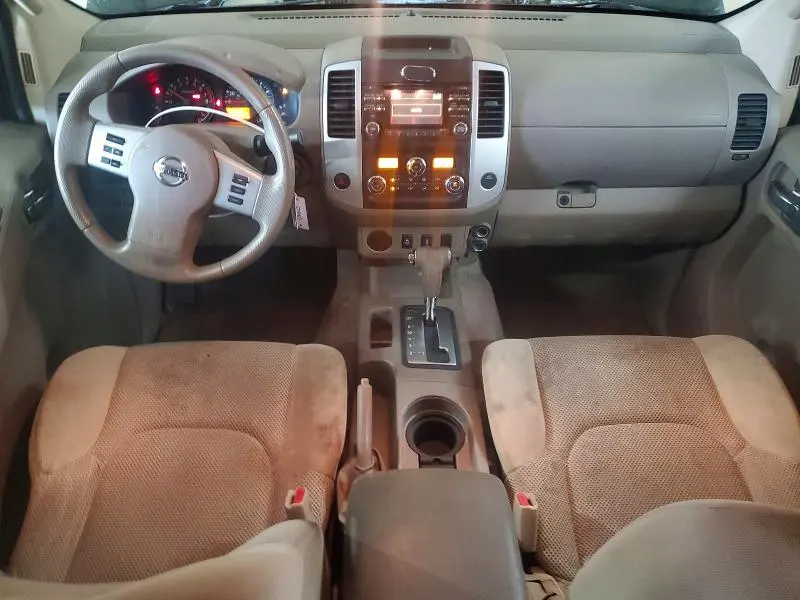 2013 NISSAN FRONTIER S  