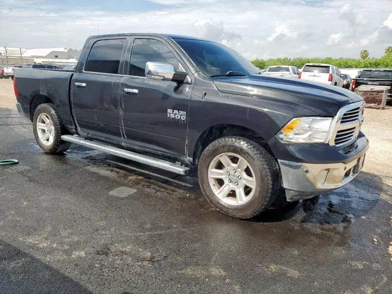 2017 RAM 1500 SLT  