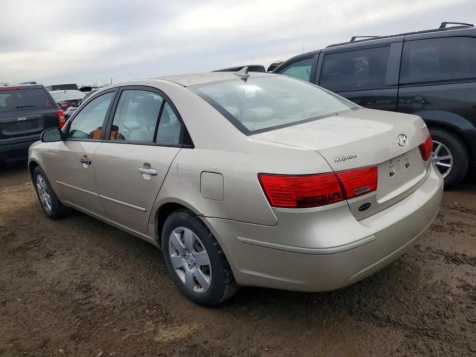 2010 HYUNDAI SONATA GLS  