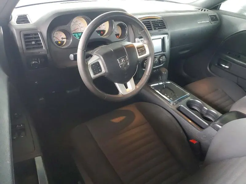 2013 DODGE CHALLENGER SXT  