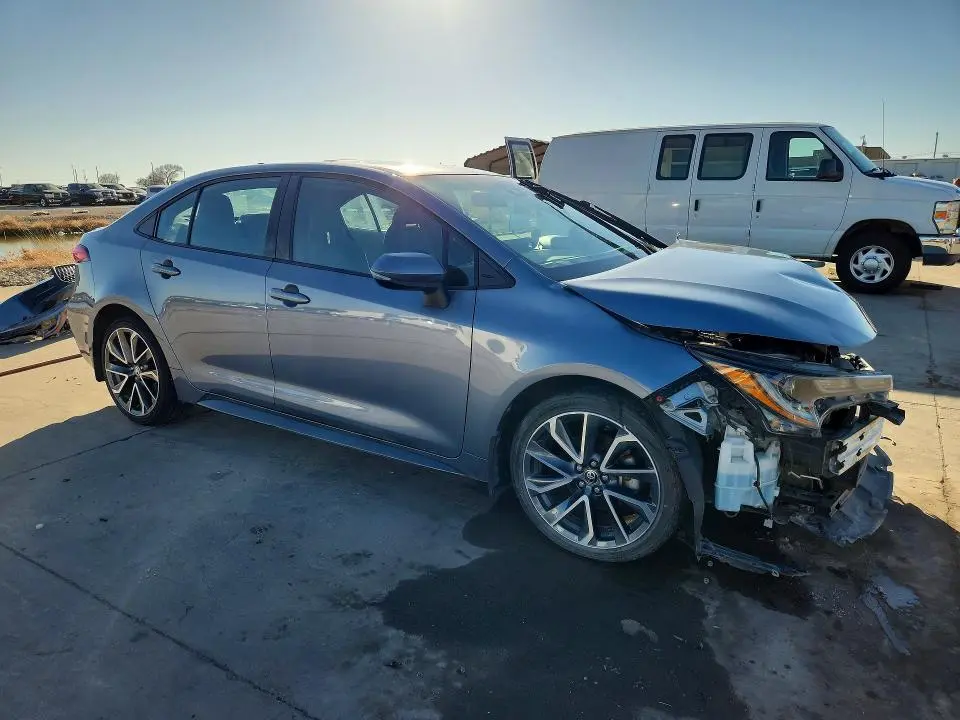 2021 TOYOTA COROLLA SE  