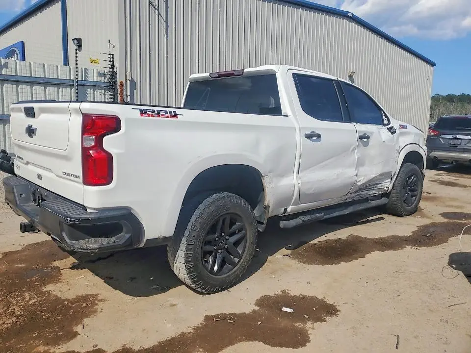 2021 CHEVROLET SILVERADO K1500 TRAIL BOSS CUSTOM  