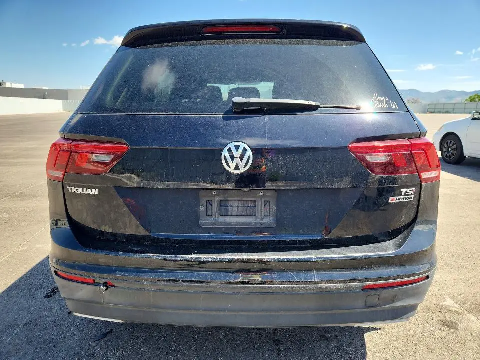 2018 VOLKSWAGEN TIGUAN S  