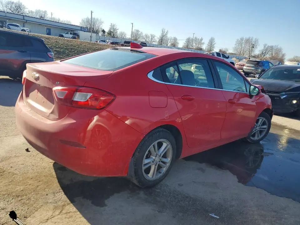 2018 CHEVROLET CRUZE LT  