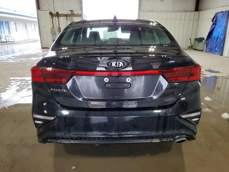 2019 KIA FORTE FE  
