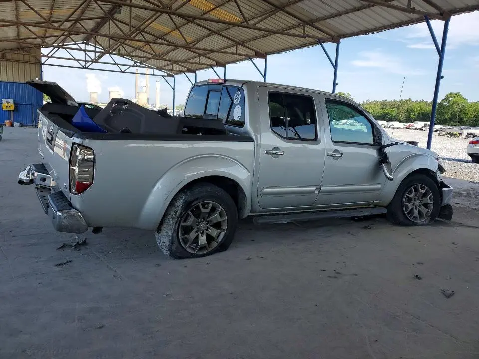2019 NISSAN FRONTIER SL  