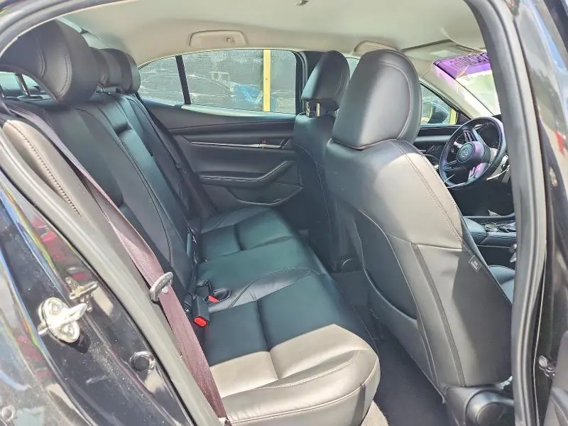 2021 MAZDA 3 SELECT  