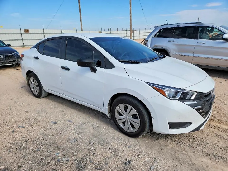 2024 NISSAN VERSA S  