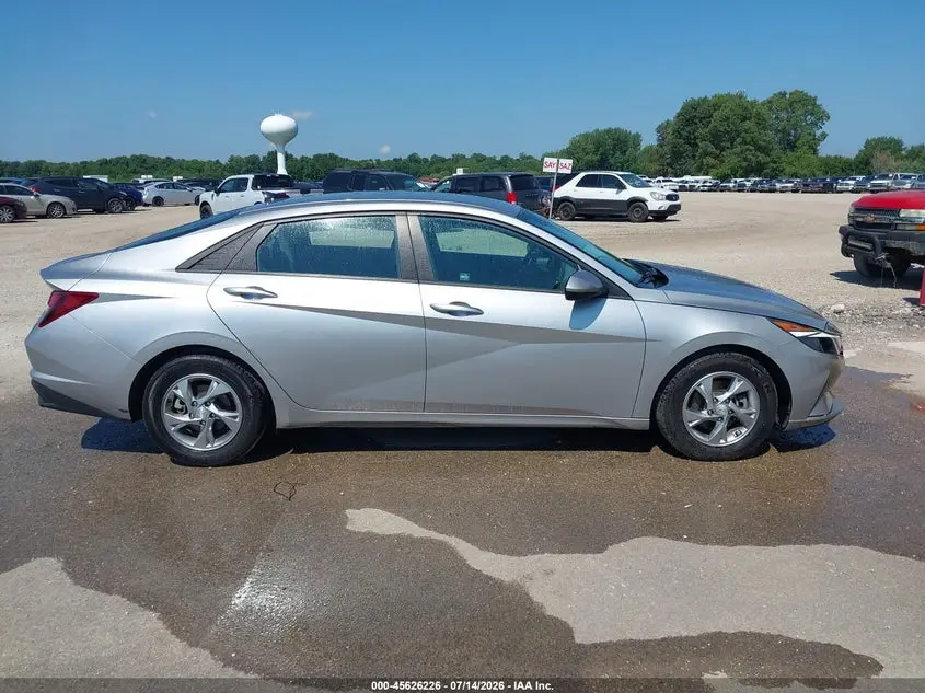 2021 HYUNDAI ELANTRA SE