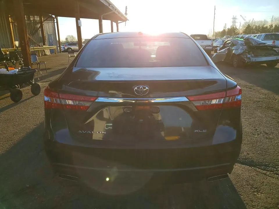 2015 TOYOTA AVALON XLE  