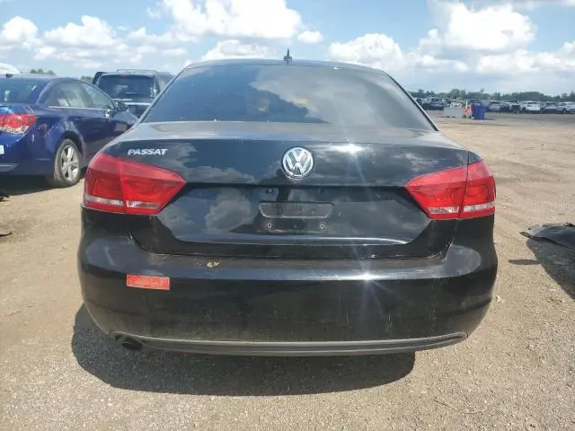 2013 VOLKSWAGEN PASSAT S  