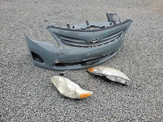 2013 TOYOTA COROLLA BASE  