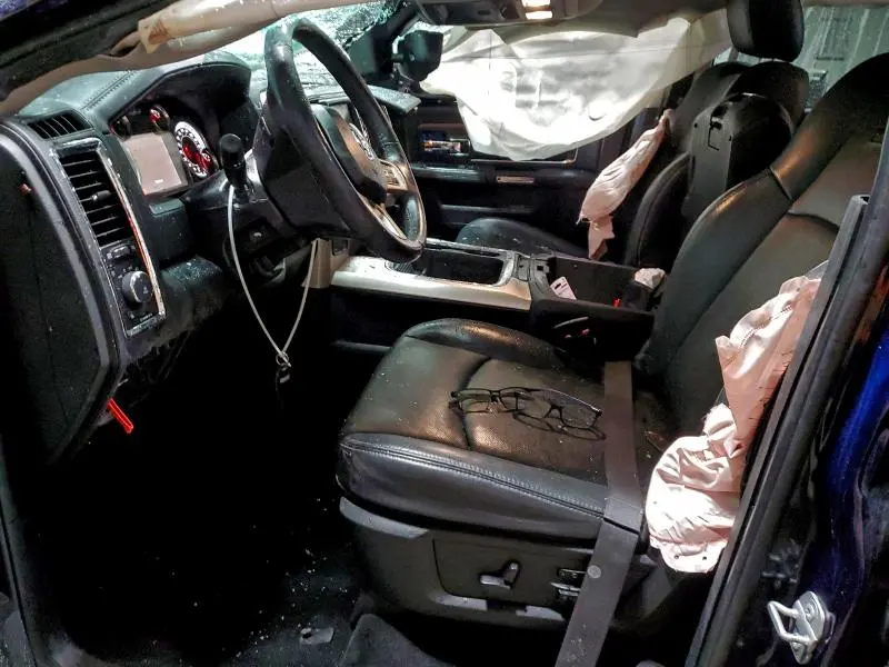 2016 RAM 1500 LARAMIE  