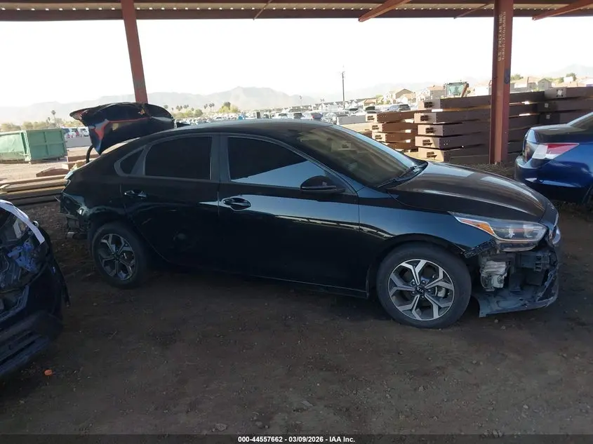 2019 KIA FORTE LXS