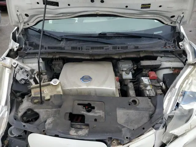 2015 NISSAN LEAF S  