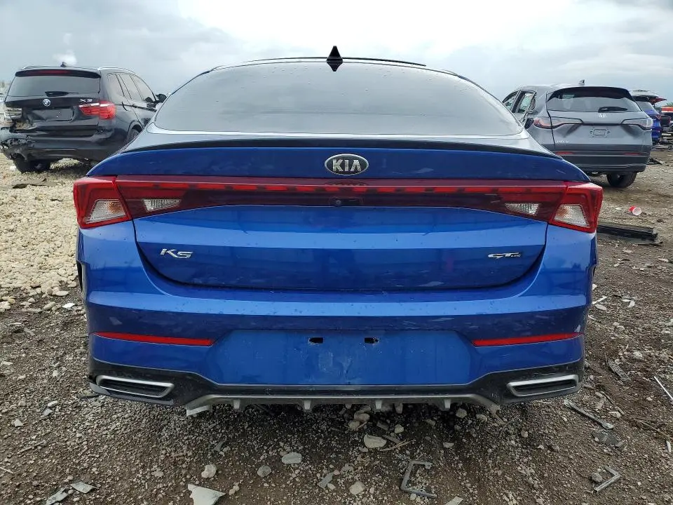 2021 KIA K5   