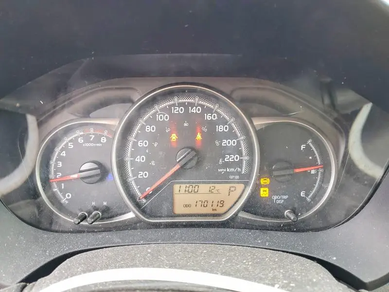 2015 TOYOTA YARIS 5-DOOR L  