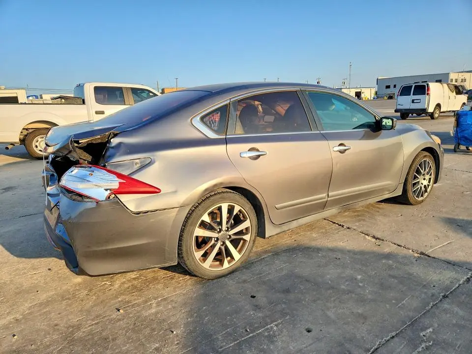 2016 NISSAN ALTIMA 2.5 SR  