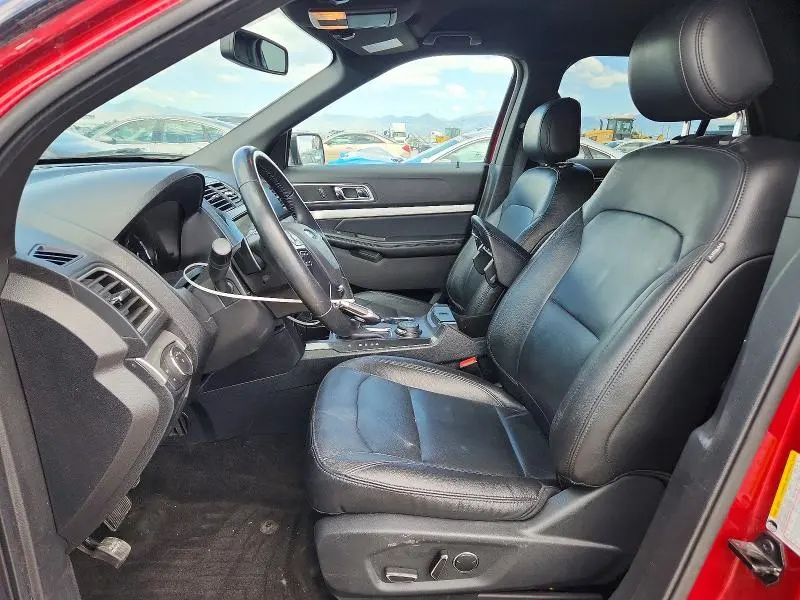 2016 FORD EXPLORER XLT  