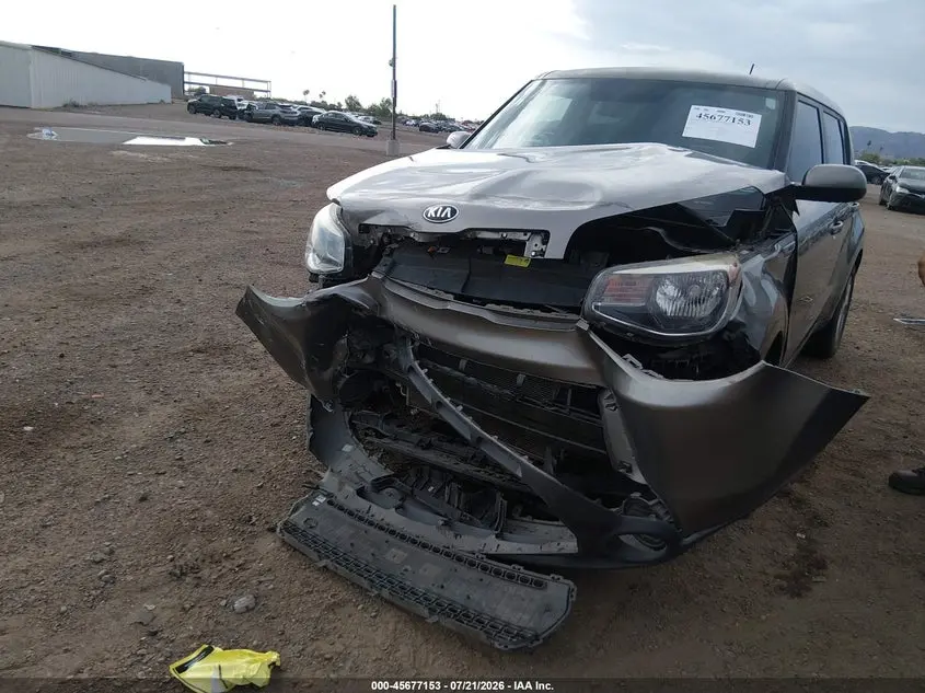 2016 KIA SOUL  