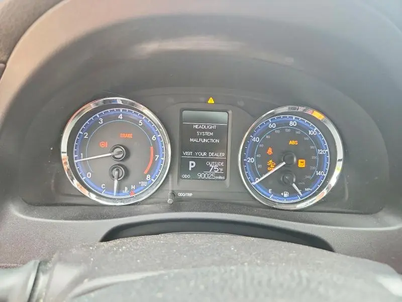 2019 TOYOTA COROLLA LE  