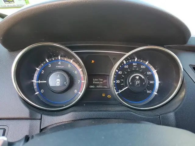 2012 HYUNDAI SONATA SE  