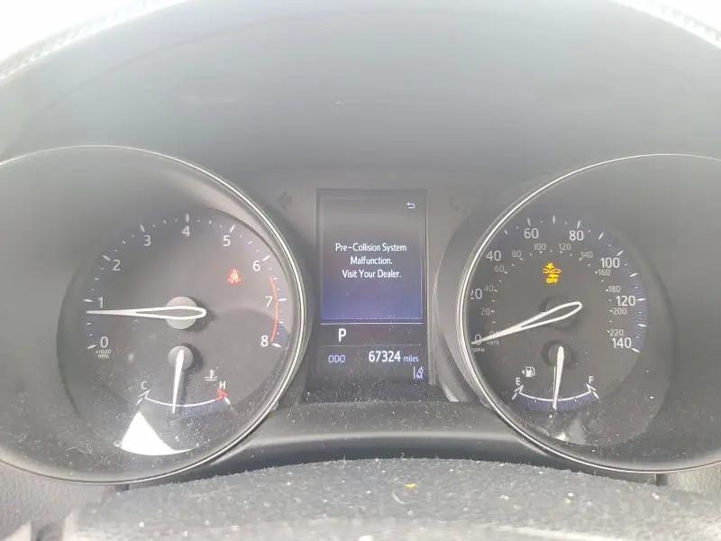 2020 TOYOTA C-HR LE  