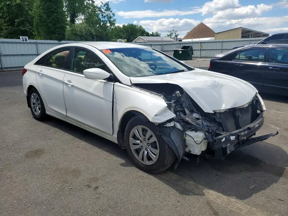 2012 HYUNDAI SONATA GLS  