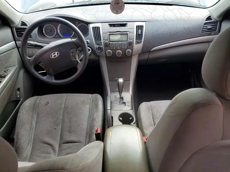 2010 HYUNDAI SONATA GLS  