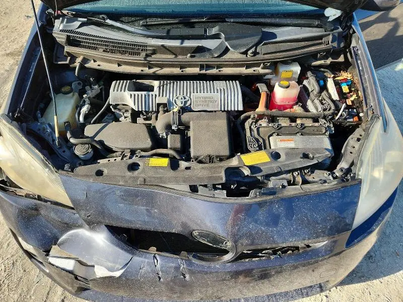2011 TOYOTA PRIUS THREE  