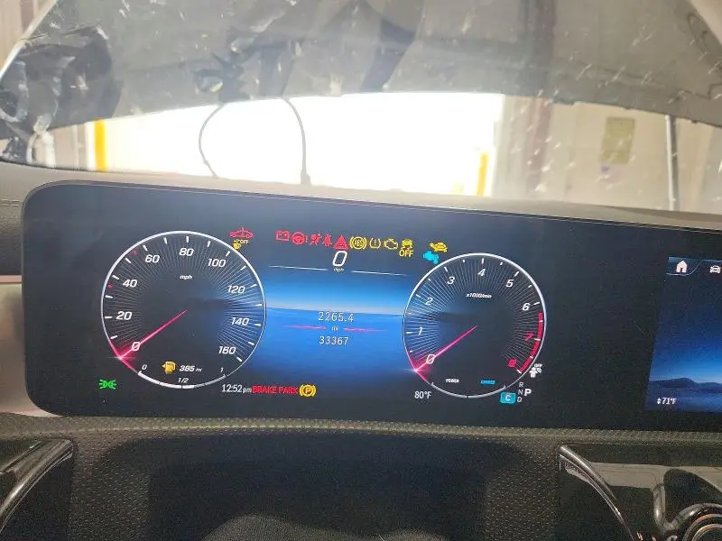2025 MERCEDES-BENZ CLA 250 4MATIC  
