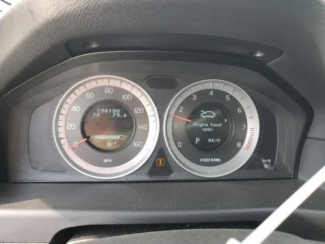 2012 VOLVO XC70 T6  