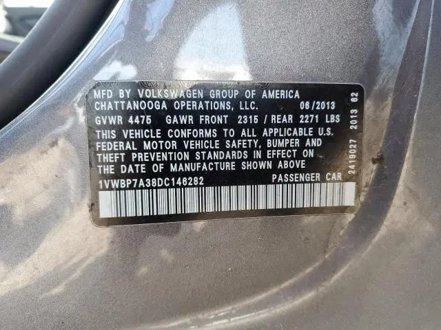 2013 VOLKSWAGEN PASSAT SE  