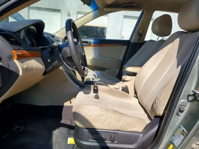 2010 HYUNDAI SONATA GLS  
