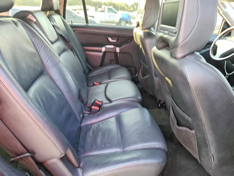 2010 VOLVO XC90 3.2  