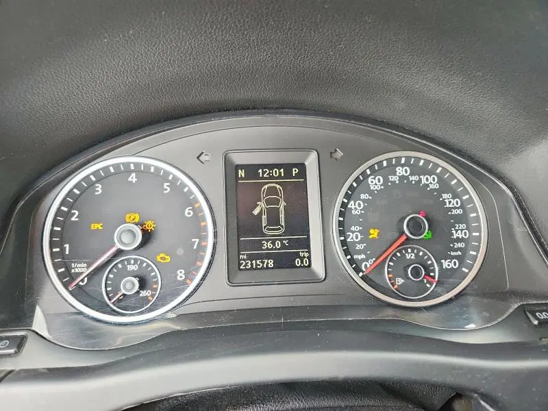 2014 VOLKSWAGEN TIGUAN S  