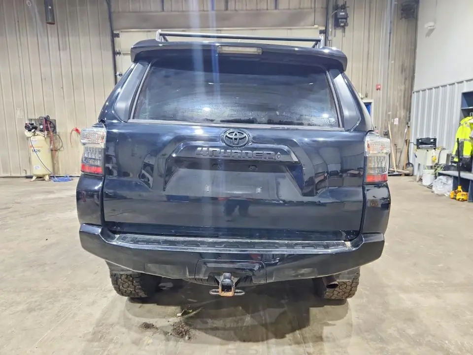 2021 TOYOTA 4RUNNER VENTURE EDITION  