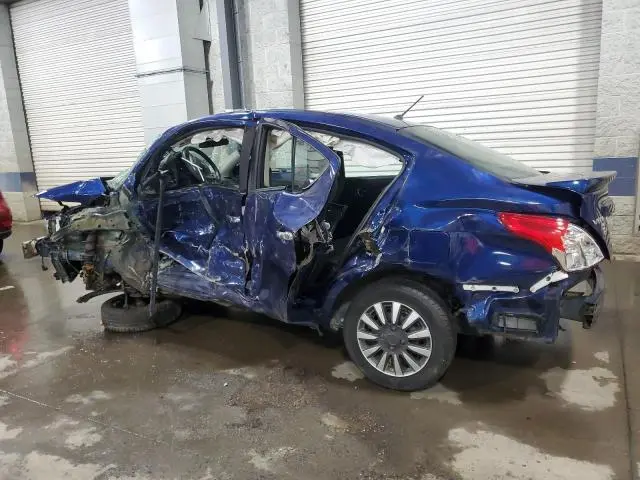 2019 NISSAN VERSA S  