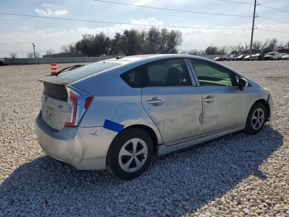 2012 TOYOTA PRIUS   