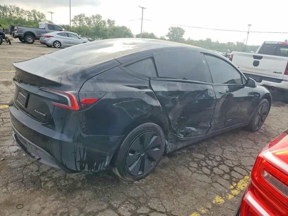2025 TESLA MODEL 3   